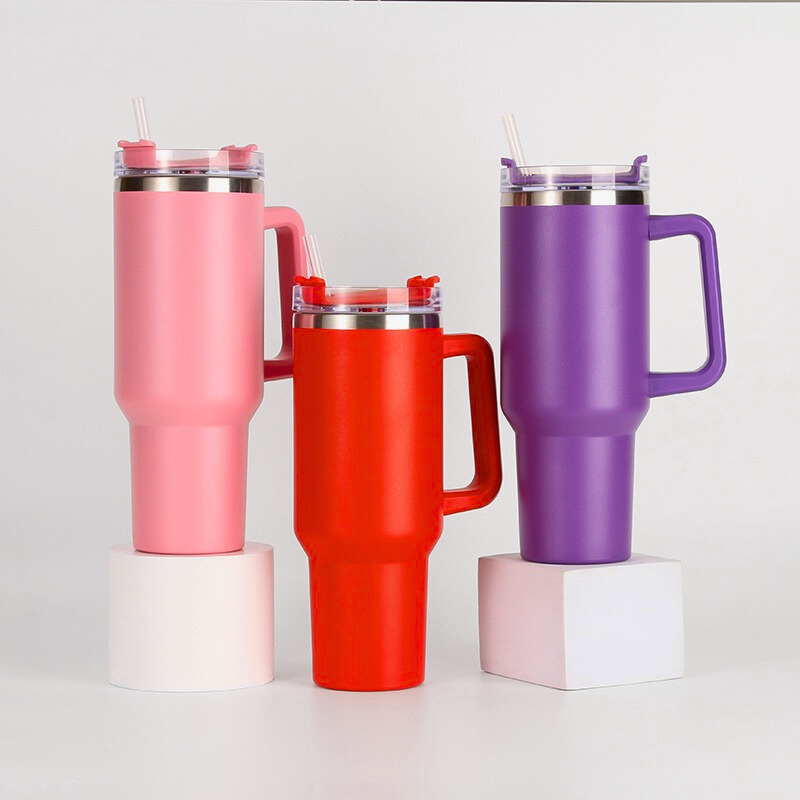40oz Auto Beverage Cup | Integrated Soft-Touch Handle | Double-Wall Vacuum Insulated