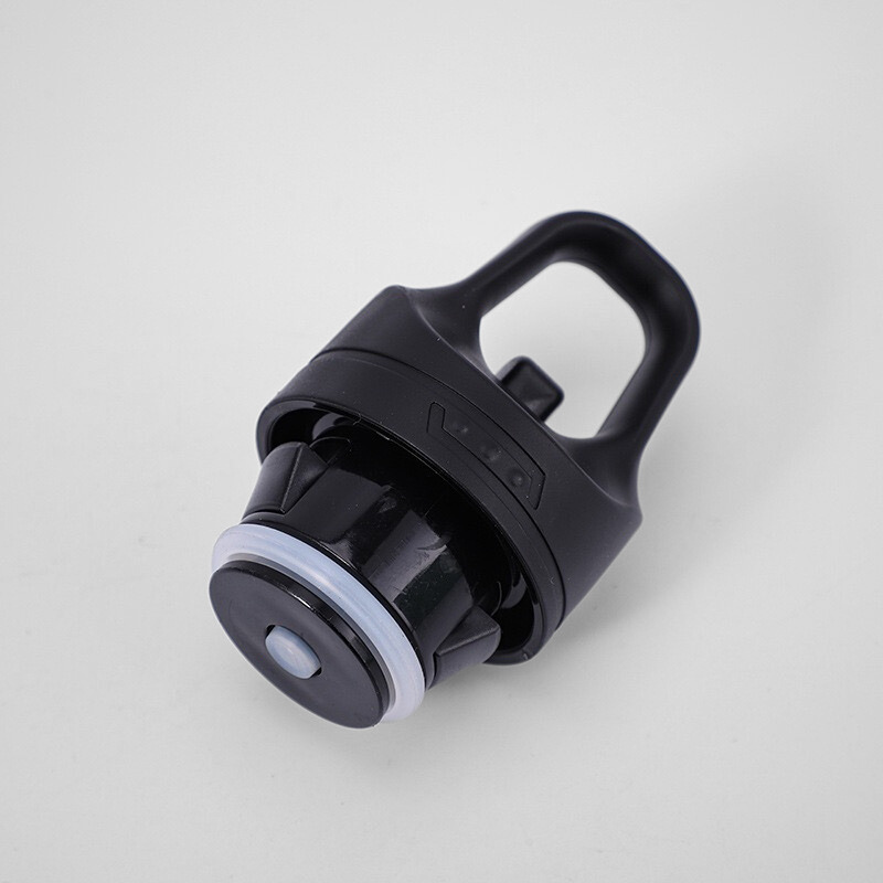 Premium SUS316 Quick-Open Sports Flask | 700ml Vacuum | High-End Gym Wholesale