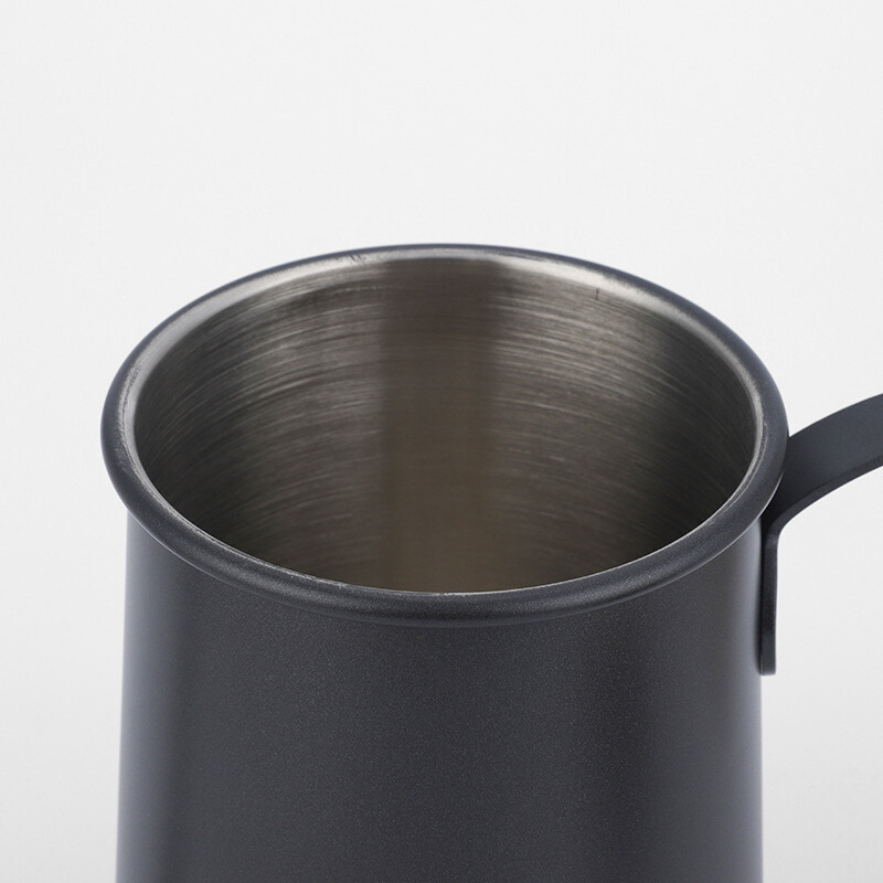 Chic Gooseneck Drip Kettle | 650ml Matte Black with Wooden