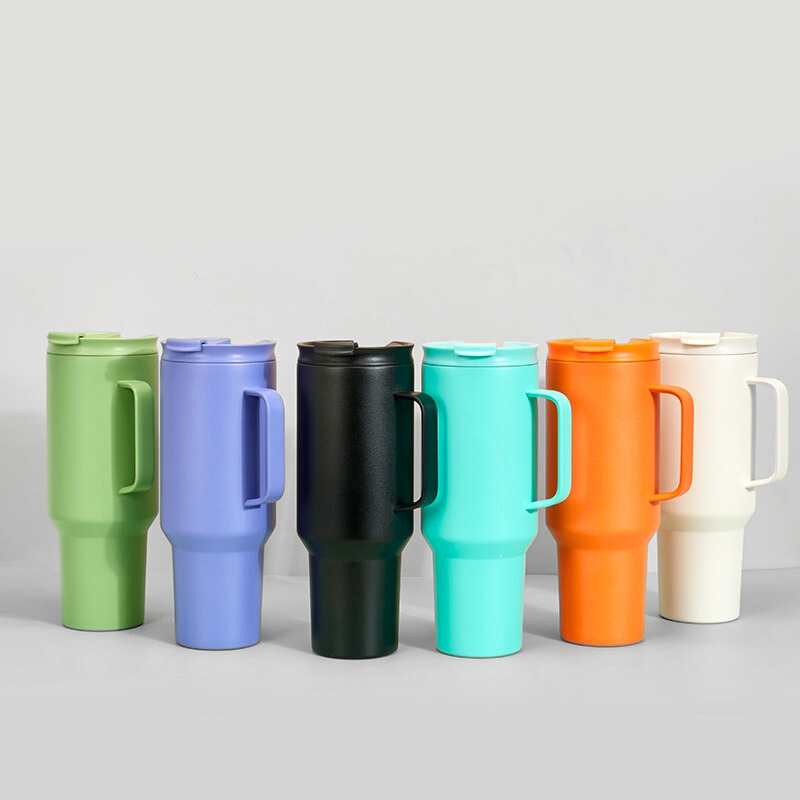 Universal Vacuum Travel Mug | 40oz Double-Wall Handle | Corporate Promo Bulk
